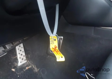 2016 Lexus Is 350 z USA, uszkodzony, nr VIN JTHCE1D28G5010853